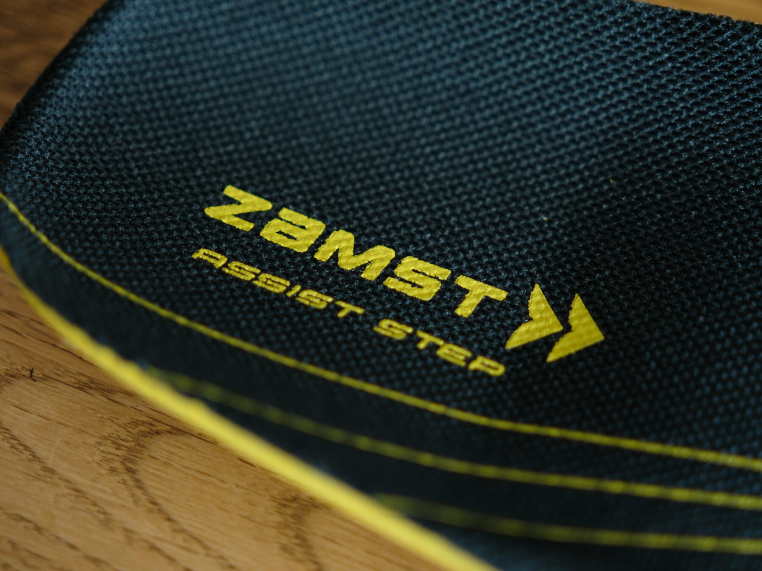 ザムスト（ZAMST）のロゴ