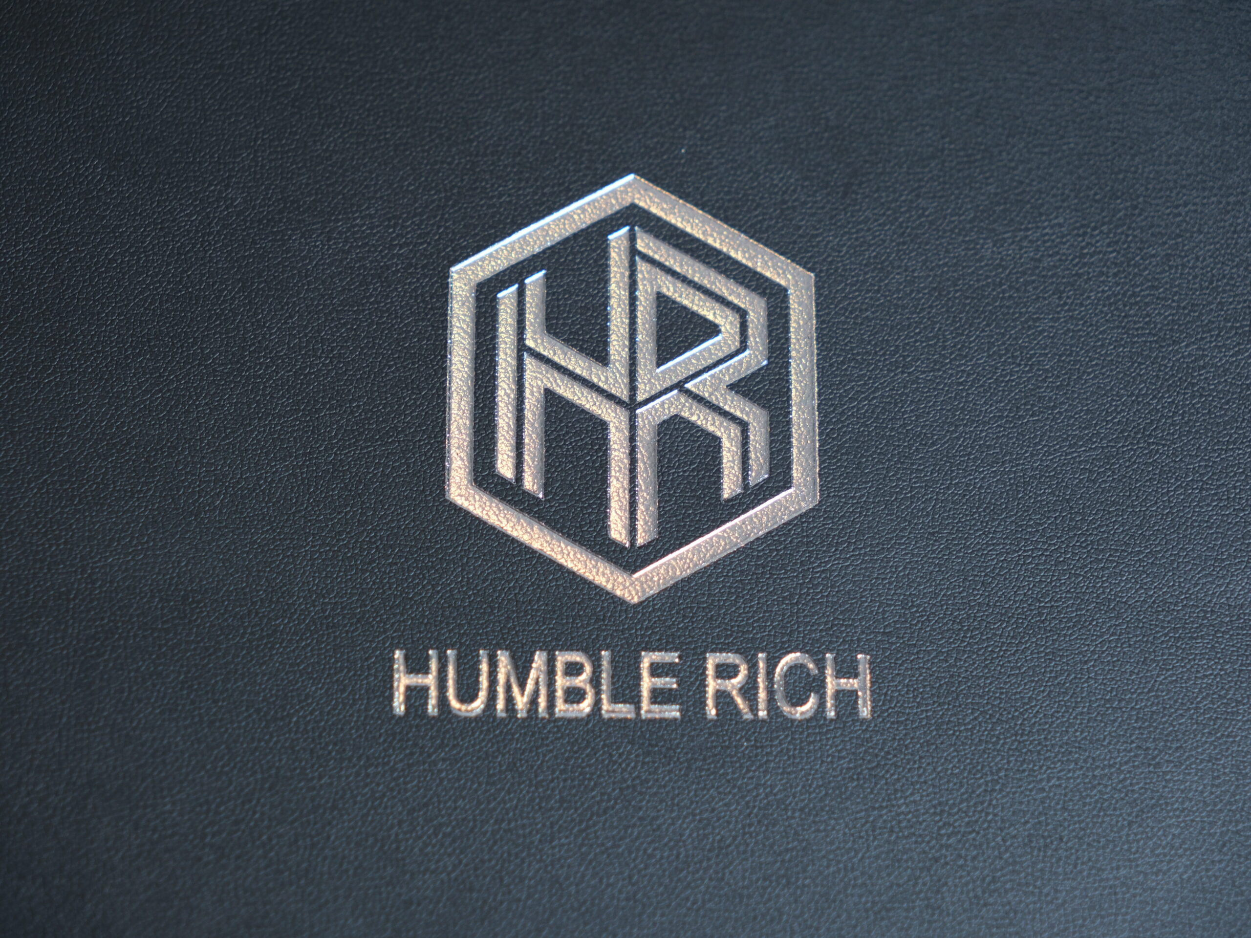HUMBLE RICHのロゴ